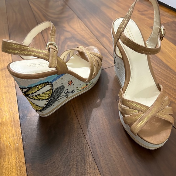 New Coach Caroline Platform Wedge Leather Sandals w/ embellished heel Size 9-1/2 - Picture 6 of 15